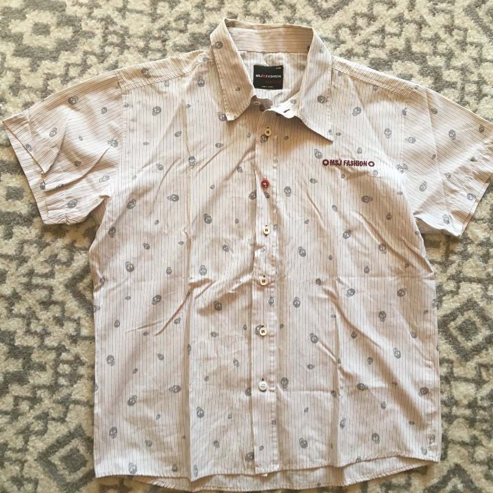 Men's light shirt
